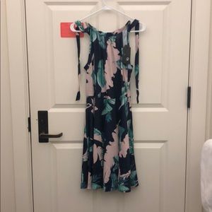 2/$30 NWT FLORAL DRESS